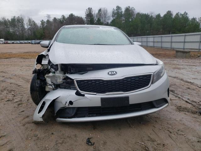 Photo 5 from auction – 2017 KIA FORTE LX with VIN 3KPFL4A78HE059465