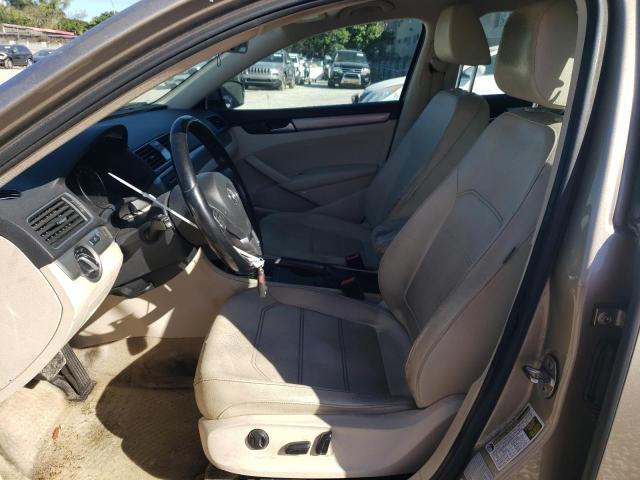 Photo 7 from auction – 2015 VOLKSWAGEN PASSAT S with VIN 1VWAT7A36FC089400