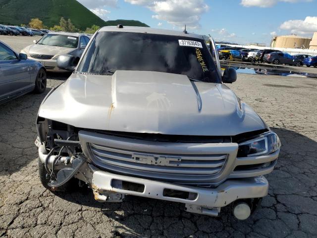 Photo 5 from auction – 2004 GMC NEW SIERRA with VIN 2GTEC19V341123495