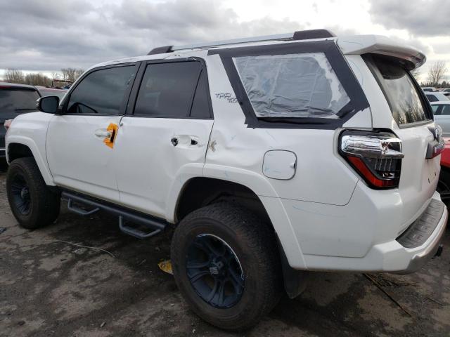Photo 2 from auction – 2018 TOYOTA 4RUNNER SR with VIN JTEBU5JR1J5577997