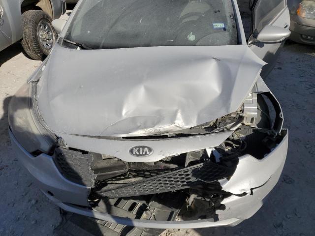Photo 11 from auction – 2015 KIA FORTE LX with VIN KNAFK4A69F5329917
