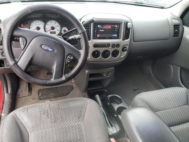 Photo 8 from auction – 2004 FORD ESCAPE XLT with VIN 1FMYU03104KB51972