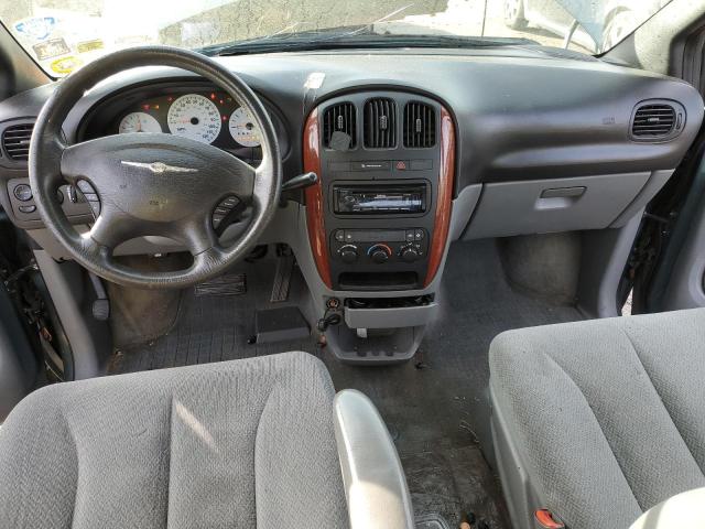 Photo 8 from auction – 2005 CHRYSLER TOWN & COU with VIN 2C4GP44R85R151966