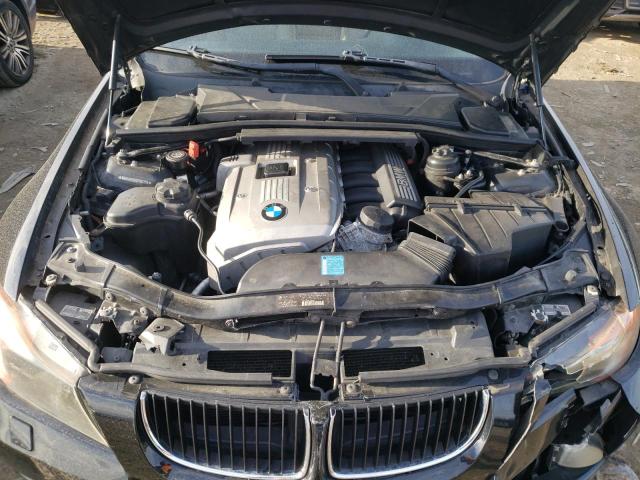 Photo 11 from auction – 2006 BMW 325 I with VIN WBAVB135X6PS64708