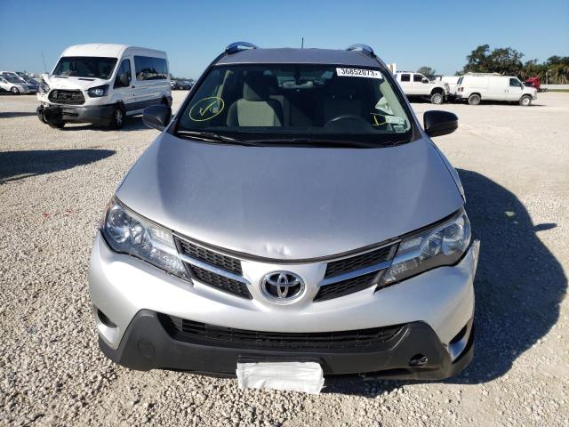 Photo 5 from auction – 2015 TOYOTA RAV4 LE with VIN JTMBFREV9FD173114