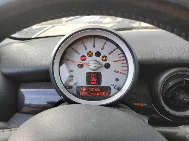 Photo 9 from auction – 2008 MINI COOPER with VIN WMWMF33518TU67895