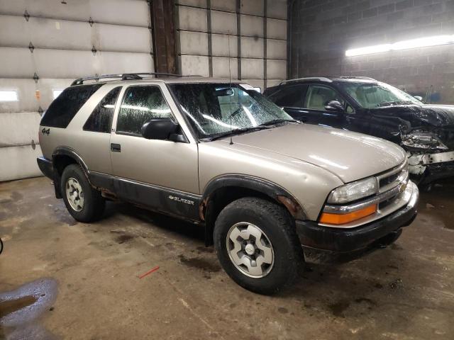 Photo 4 from auction – 2003 CHEVROLET BLAZER with VIN 1GNCT18X13K116688