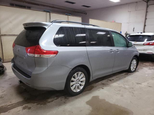 Photo 3 from auction – 2013 TOYOTA SIENNA LE with VIN 5TDJK3DC7DS066844