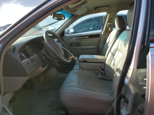 Photo 7 from auction – 2003 LINCOLN TOWN CAR E with VIN 1LNHM81W63Y667116