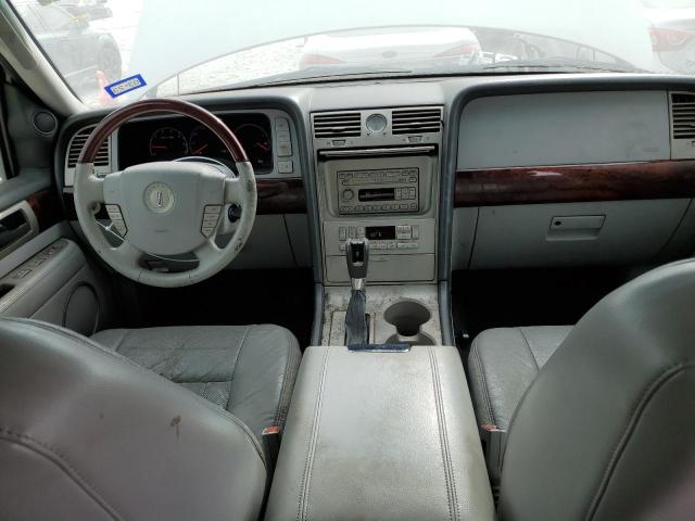 Photo 8 from auction – 2004 LINCOLN NAVIGATOR with VIN 5LMFU27R14LJ28405
