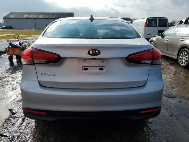 Photo 6 from auction – 2017 KIA FORTE LX with VIN 3KPFL4A74HE085643