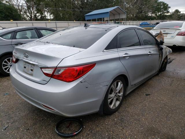 Photo 3 from auction – 2013 HYUNDAI SONATA SE with VIN 5NPEC4AC0DH565239