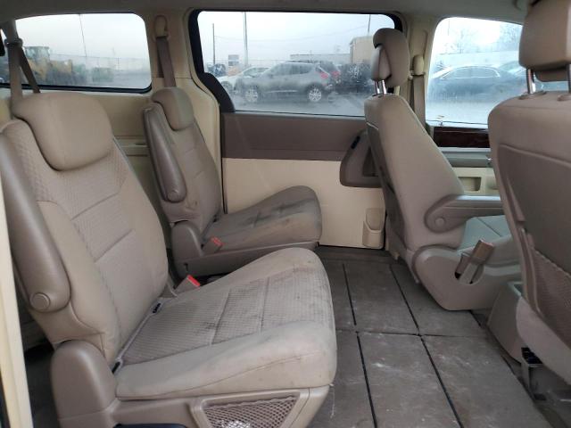 Photo 11 from auction – 2010 CHRYSLER TOWN & COU with VIN 2A4RR5D14AR422688