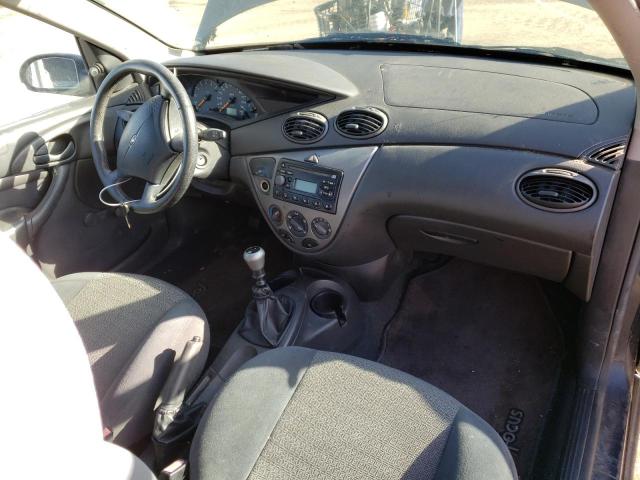 Photo 8 from auction – 2000 FORD FOCUS ZX3 with VIN 3FAFP3135YR247323