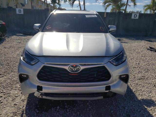 Photo 5 from auction – 2022 TOYOTA HIGHLANDER with VIN 5TDGZRAH2NS104345