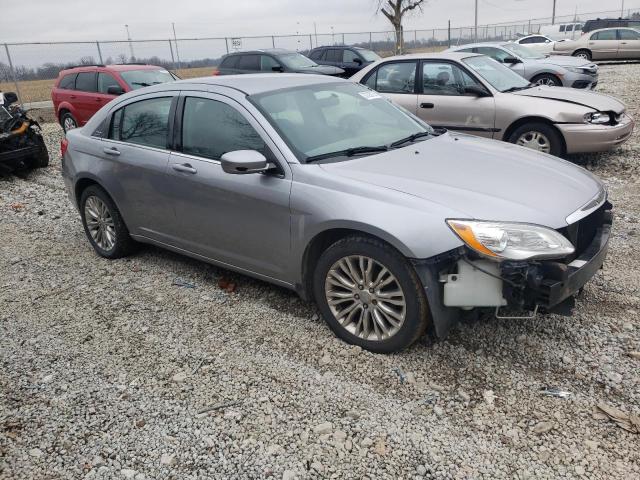 Photo 4 from auction – 2013 CHRYSLER 200 TOURIN with VIN 1C3CCBBG7DN677991