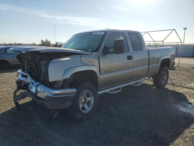CHEVROLET SILVERADO 2003 with VIN 1GCHK29163E154000 - Photo from auction