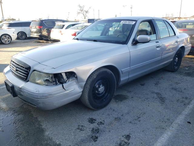 FORD CROWN VICT 2002 with VIN 2FAFP74W92X108897 - Photo from auction