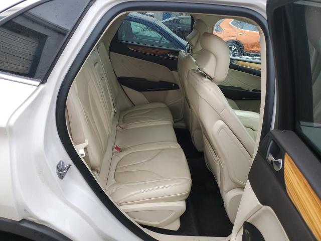 Foto 11 de la subasta – 2015 LINCOLN MKC con VIN 5LMCJ1A91FUJ30215