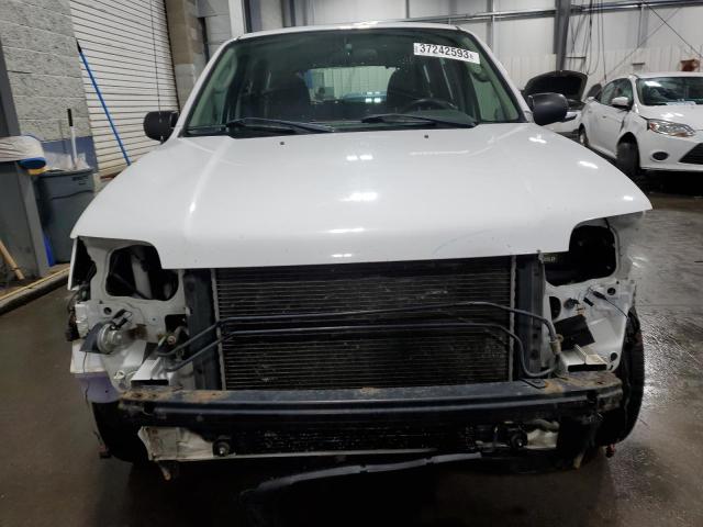 Photo 5 from auction – 2005 FORD ESCAPE XLS with VIN 1FMCU02Z75KA96102