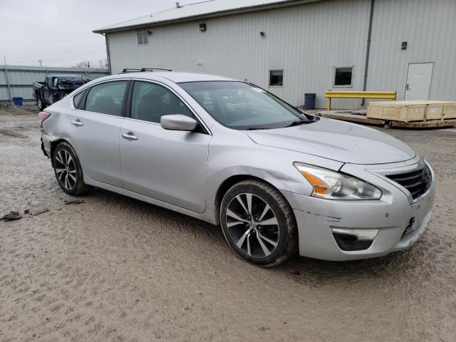 Photo 4 from auction – 2015 NISSAN ALTIMA 2.5 with VIN 1N4AL3AP3FC100972