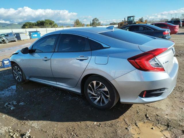Photo 2 from auction – 2018 HONDA CIVIC EX with VIN 2HGFC2F79JH533061