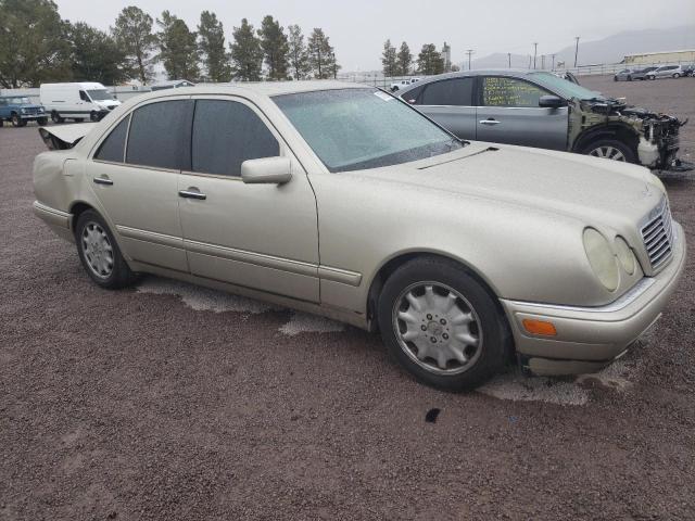 Photo 4 from auction – 1996 MERCEDES-BENZ E 320 with VIN WDBJF55F9TJ014828