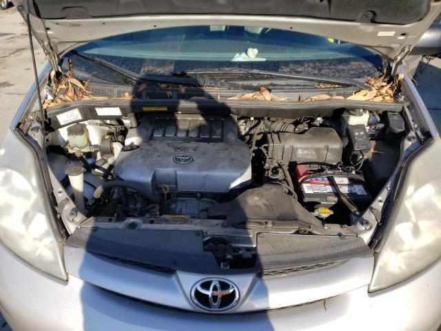 Photo 12 from auction – 2010 TOYOTA SIENNA with VIN 5TDKK4CC6AS326268