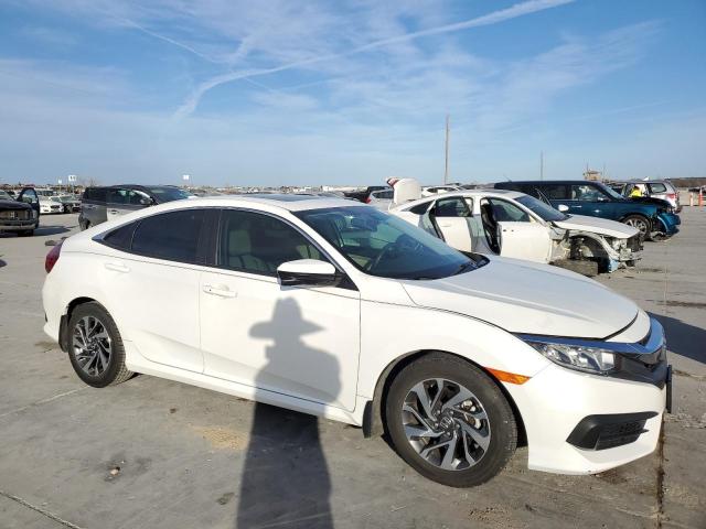 Photo 4 from auction – 2018 HONDA CIVIC EX with VIN 19XFC2F77JE040490