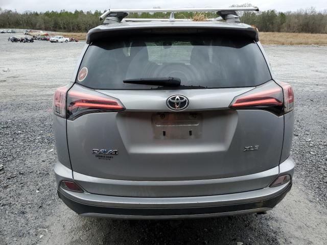 Photo 6 from auction – 2017 TOYOTA RAV4 XLE with VIN 2T3WFREV6HW394919