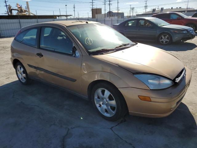 Photo 4 from auction – 2000 FORD FOCUS ZX3 with VIN 3FAFP3133YR246803