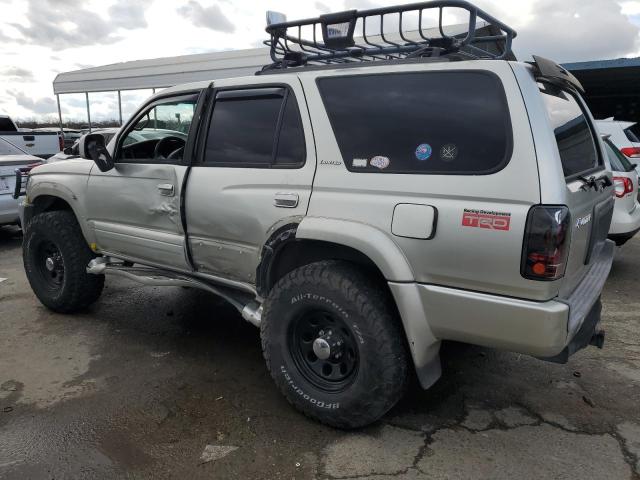 Photo 2 from auction – 2000 TOYOTA 4RUNNER LI with VIN JT3GN87R5Y0155498