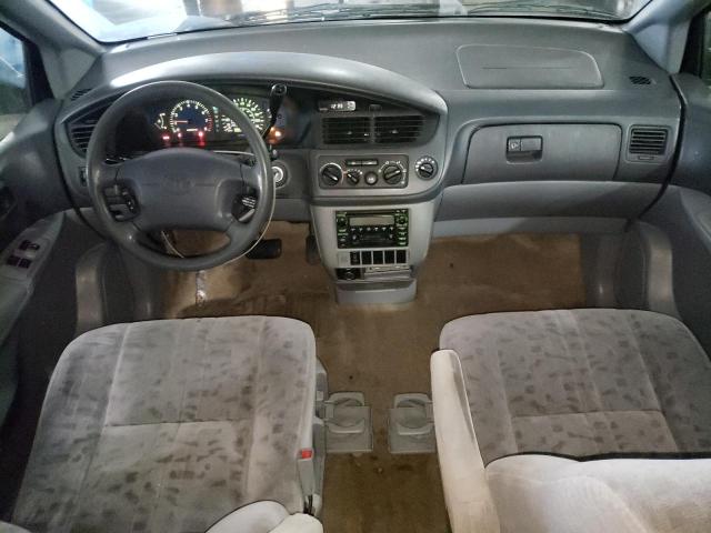 Photo 8 from auction – 2002 TOYOTA SIENNA LE with VIN 4T3ZF13C82U502724