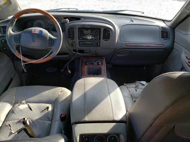 Photo 8 from auction – 2000 LINCOLN NAVIGATOR with VIN 5LMFU28A8YLJ41957