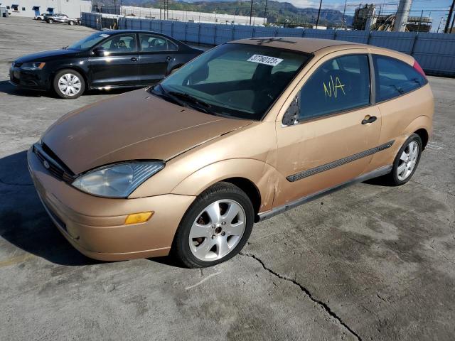 FORD FOCUS ZX3 2000 with VIN 3FAFP3133YR246803 - Photo from auction