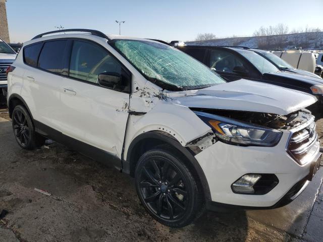 Photo 4 from auction – 2019 FORD ESCAPE SE with VIN 1FMCU9GDXKUC06237