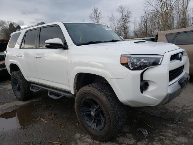 Photo 4 from auction – 2018 TOYOTA 4RUNNER SR with VIN JTEBU5JR1J5577997