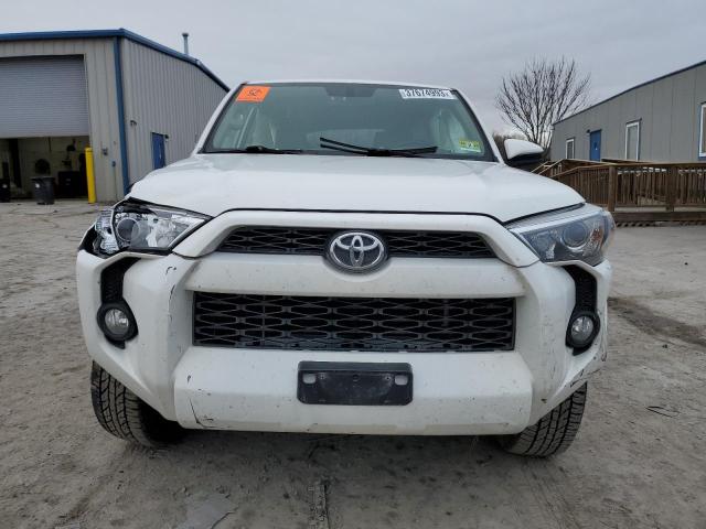 Photo 5 from auction – 2016 TOYOTA 4RUNNER SR with VIN JTEBU5JRXG5303206