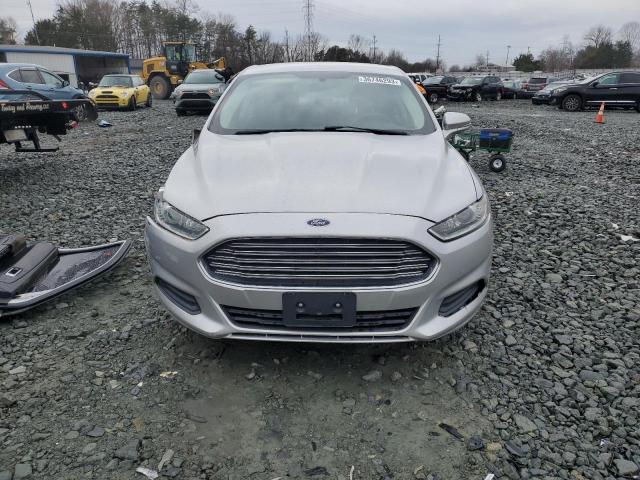 Photo 5 from auction – 2016 FORD FUSION SE with VIN 3FA6P0H71GR147905