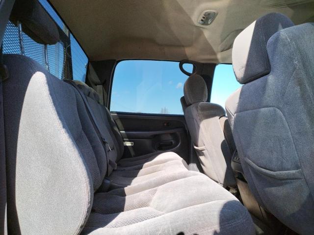 Photo 10 from auction – 2003 CHEVROLET SILVERADO with VIN 1GCHC23U63F182471