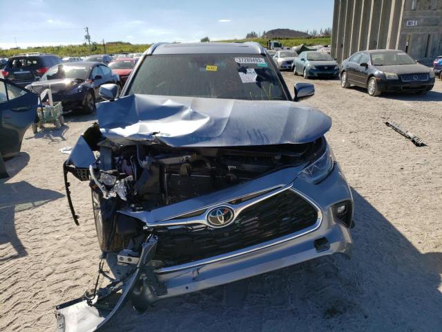 صورة رقم 5 من المزاد - 2021 TOYOTA HIGHLANDER مع VIN 5TDFZRAH6MS071179