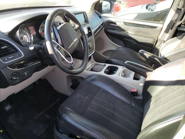 Photo 7 from auction – 2015 CHRYSLER TOWN & COU with VIN 2C4RC1JG1FR728778
