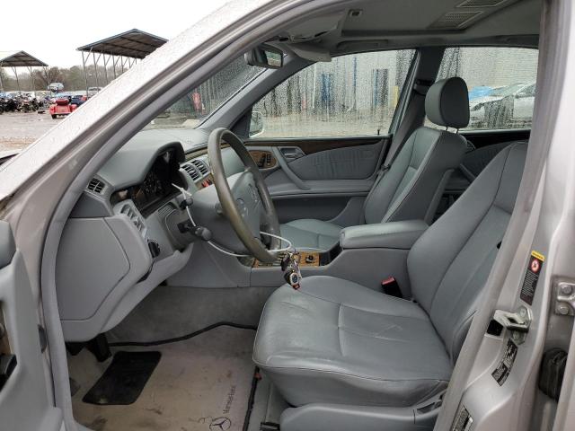 Photo 7 from auction – 2002 MERCEDES-BENZ E 320 with VIN WDBJF65J32B469287