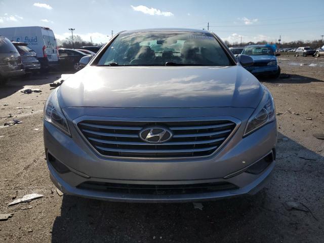Photo 5 from auction – 2016 HYUNDAI SONATA SE with VIN 5NPE24AF8GH277213