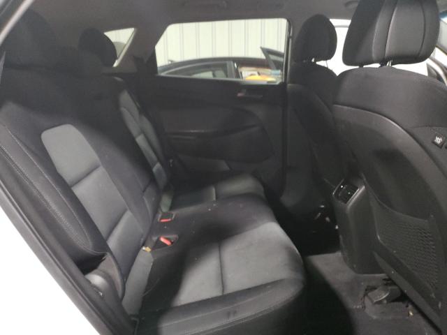 Photo 11 from auction – 2017 HYUNDAI TUCSON LIM with VIN KM8J3CA28HU549331