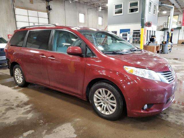 Photo 4 from auction – 2017 TOYOTA SIENNA XLE with VIN 5TDYZ3DC4HS870745