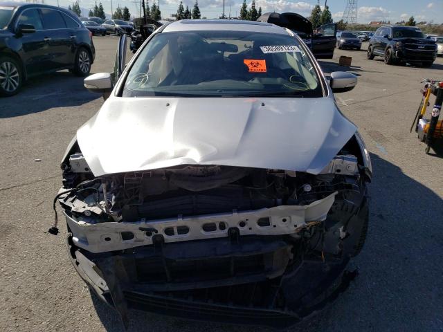 Photo 5 from auction – 2016 FORD FOCUS SE with VIN 1FADP3K2XGL340316