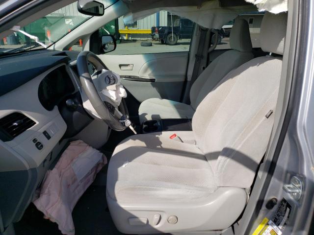 Photo 7 from auction – 2013 TOYOTA SIENNA LE with VIN 5TDKK3DC5DS322256