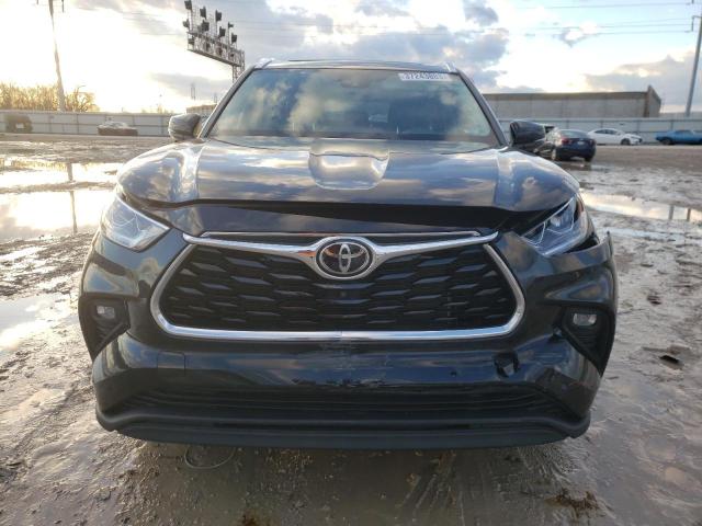 Photo 5 from auction – 2022 TOYOTA HIGHLANDER with VIN 5TDDZRBH3NS187379