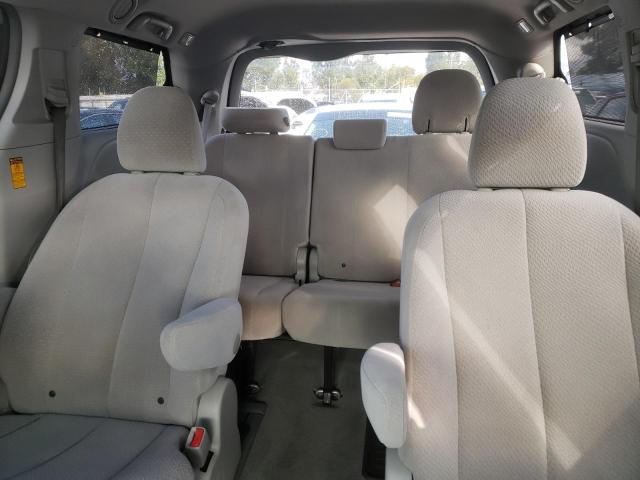 Photo 10 from auction – 2014 TOYOTA SIENNA LE with VIN 5TDJK3DC9ES075000